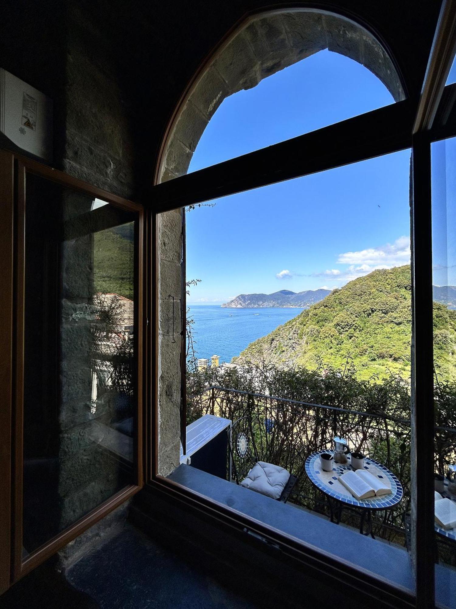 Pietra Azzurra, Newly Renovated Leilighet Corniglia Eksteriør bilde